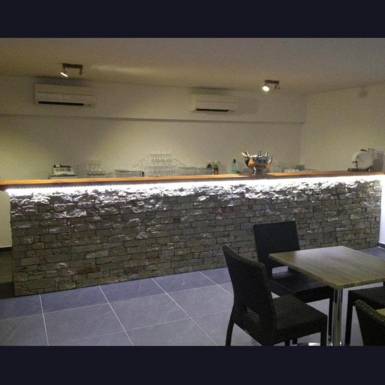 法芙娜海滨酒店 法翁 外观 照片